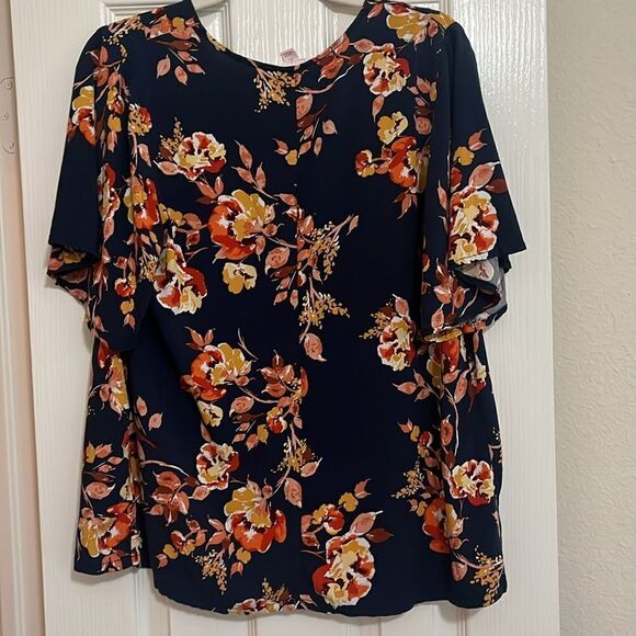 Floral maternity blouse - Picture 4 of 5